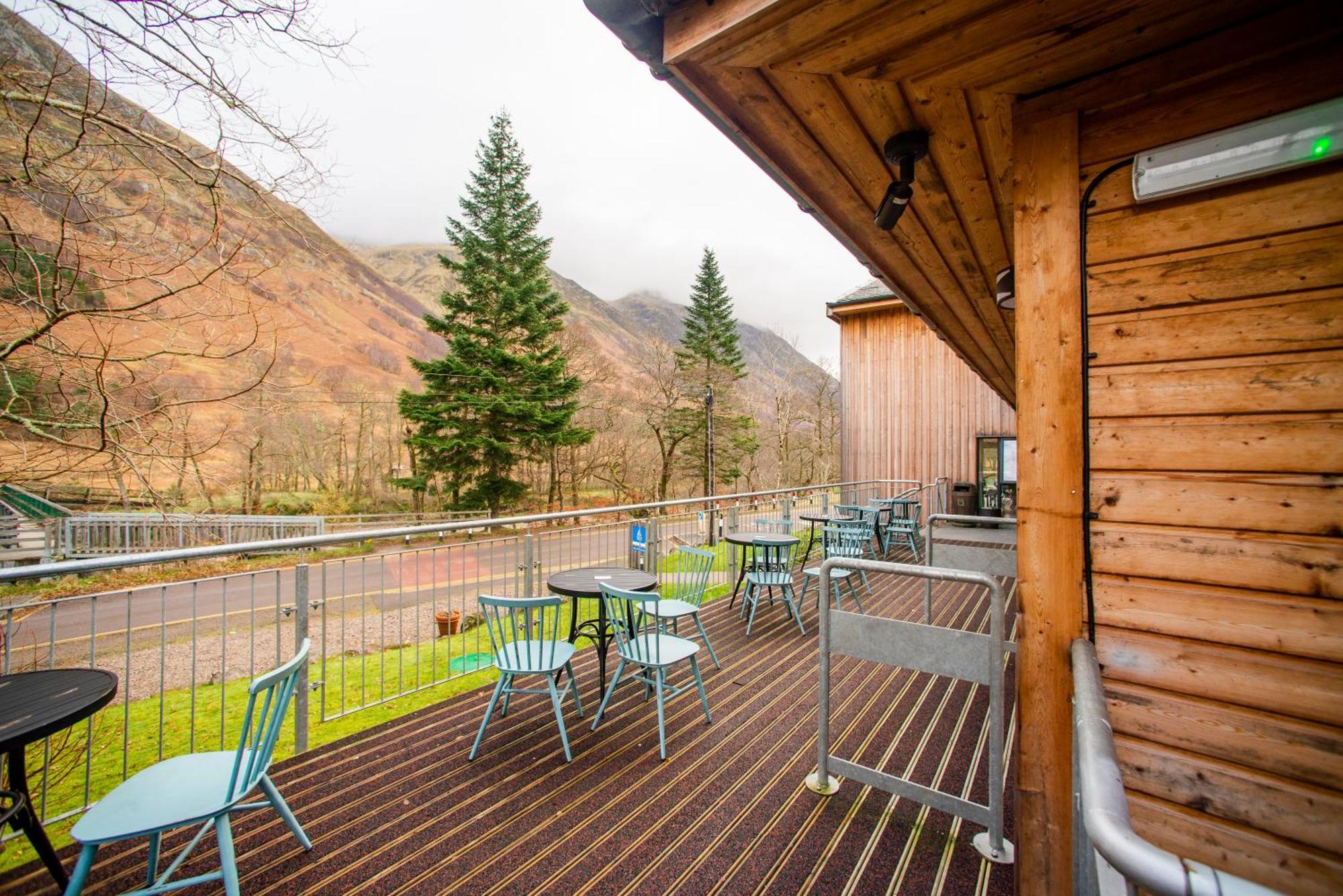 Glen Nevis Youth Hostel Fort William Ngoại thất bức ảnh The view from the balcony of the visitor centre